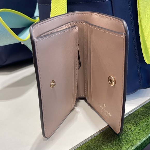 Kate Spade Madison Small Bifold Wallet
Meringue 
NWT - Picture 14 of 16